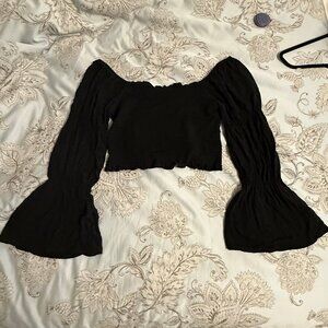 Francesca’s Sam Smocked Long Juliet Sleeve Blouse – Black – Size L – NWT